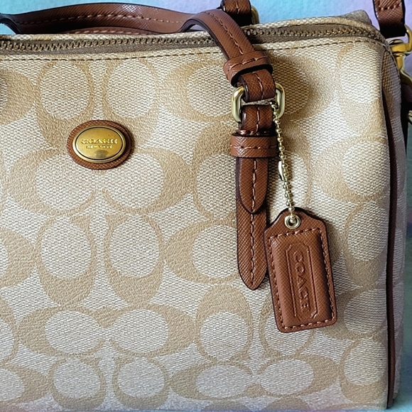 Coach Satchel - Picture 2 of 8